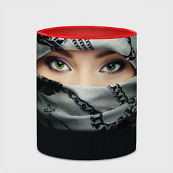 Кружка 3D Зеленоглазая девушка в хиджабе, цвет: 3D-белый + красный — фото 2