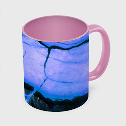 Кружка цветная Трещины на абстрактном синем фоне