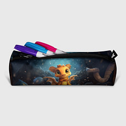Пенал для ручек Новогодний дракон смотрит на снег, цвет: 3D-принт — фото 2