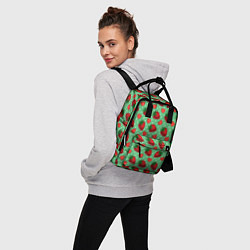 Рюкзак женский Клубника на зеленом фоне, цвет: 3D-принт — фото 2