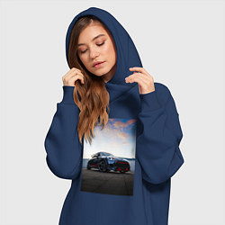 Женское худи-платье Авто на фоне неба, цвет: тёмно-синий — фото 2