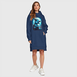 Женское худи-платье Кибер волк на фоне луны - нейросеть, цвет: тёмно-синий — фото 2