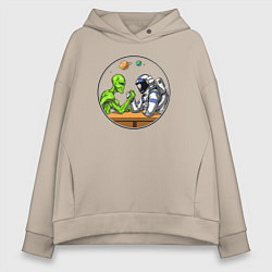 Женское худи оверсайз Армрестлинг пришелец против космонавта