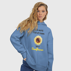 Толстовка оверсайз женская Be a Sunflower, цвет: мягкое небо — фото 2