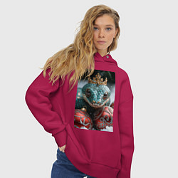 Толстовка оверсайз женская Новогодняя змея королева, цвет: маджента — фото 2