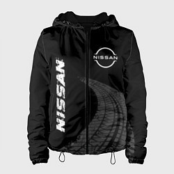 Женская куртка Nissan speed на темном фоне со следами шин: надпис