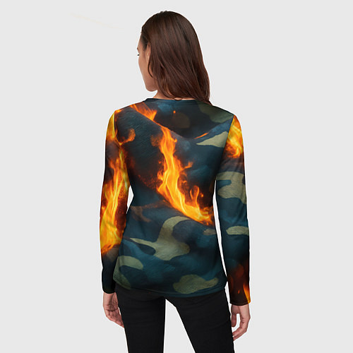 Женский лонгслив Огонь на камуфляжной ткани / 3D-принт – фото 4
