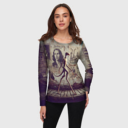 Лонгслив женский Пришелец идёт вдоль стены с рваными афишами, цвет: 3D-принт — фото 2
