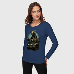 Лонгслив хлопковый женский Медведь на танке, цвет: тёмно-синий — фото 2