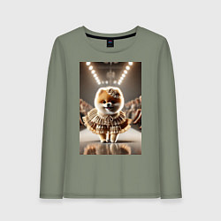 Женский лонгслив Милый Шпиц в шикарном платье на подиуме - показ мо