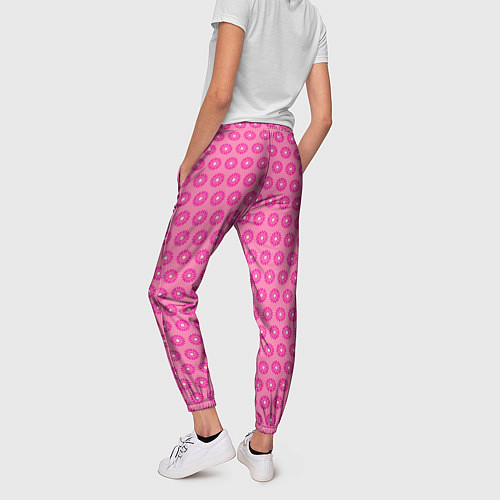 Женские брюки Розовые цветочки - паттерн из ромашек / 3D-принт – фото 4