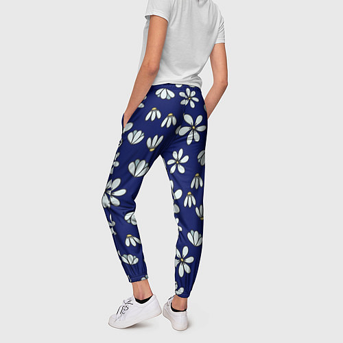 Женские брюки Дудл ромашки на синем фоне - паттерн / 3D-принт – фото 4
