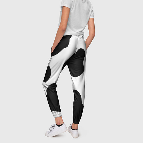 Женские брюки Принт - пятна коровы / 3D-принт – фото 4