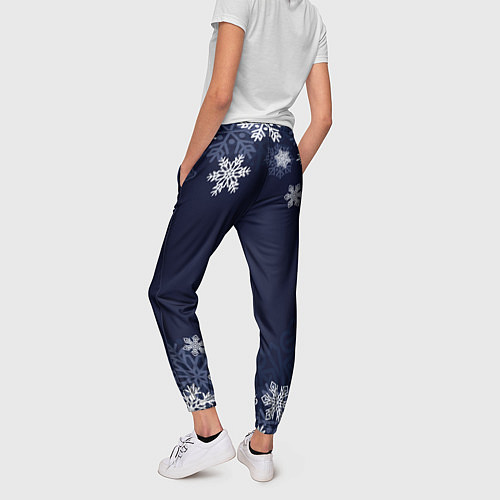 Женские брюки Воздушные снежинки / 3D-принт – фото 4