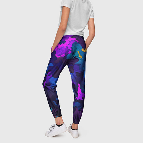 Женские брюки Яркие кислотная разноцветные пятна в виде камуфляж / 3D-принт – фото 4