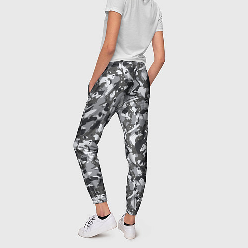 Женские брюки Пиксельный камуфляж серого цвета / 3D-принт – фото 4