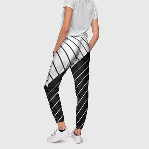Женские брюки Чёрно-белый косые линии / 3D-принт – фото 4