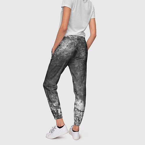 Женские брюки Абстракция - grey and white wall with cracks / 3D-принт – фото 4