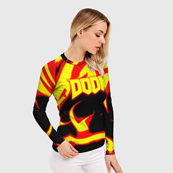 Рашгард женский Doom eternal fire storm, цвет: 3D-принт — фото 2