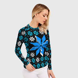 Рашгард женский Сине-белые звёзды на чёрном фоне, цвет: 3D-принт — фото 2