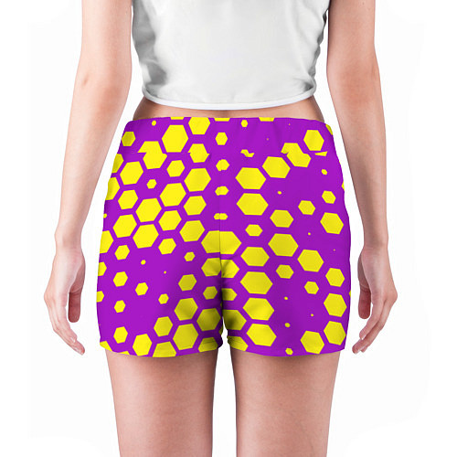 Женские шорты Желтые соты на фиолетовом фоне / 3D-принт – фото 4