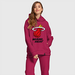 Женский костюм оверсайз Miami Heat-logo, цвет: маджента — фото 2