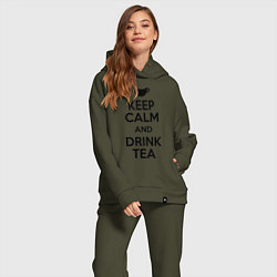 Женский костюм оверсайз Keep Calm & Drink Tea, цвет: хаки — фото 2