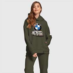Женский костюм оверсайз BMW оскал, цвет: хаки — фото 2