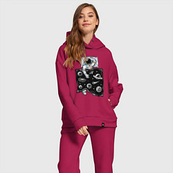 Женский костюм оверсайз Космический сон, цвет: маджента — фото 2