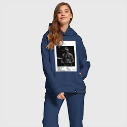 Женский костюм оверсайз Илия Топурия постер, цвет: тёмно-синий — фото 2