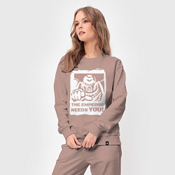 Костюм хлопковый женский Император нуждается в тебе! Белый постер, цвет: пыльно-розовый — фото 2