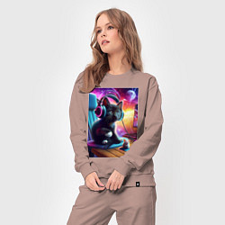 Костюм хлопковый женский Котёнок в наушниках и мышка, цвет: пыльно-розовый — фото 2