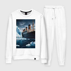 Костюм хлопковый женский Титаник плывет среди айсбергов, цвет: белый
