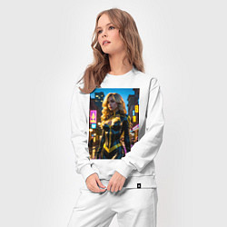 Костюм хлопковый женский Черная Канарейка на улице города, цвет: белый — фото 2