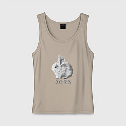 Майка женская хлопок Новогодний белый кролик, символ 2023 года, цвет: миндальный