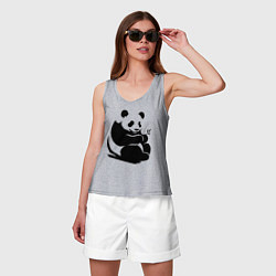 Майка женская хлопок Сидящая чёрная панда с бамбуком, цвет: меланж — фото 2