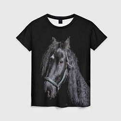 Женская футболка Лошадь на черном фоне