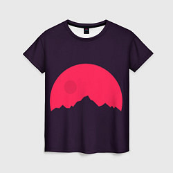 Женская футболка Красная луна над сумеречными горами