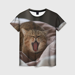 Женская футболка Зевающий кот на кровати