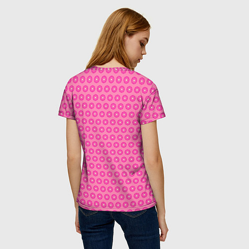 Женская футболка Розовые цветочки - паттерн из ромашек / 3D-принт – фото 4