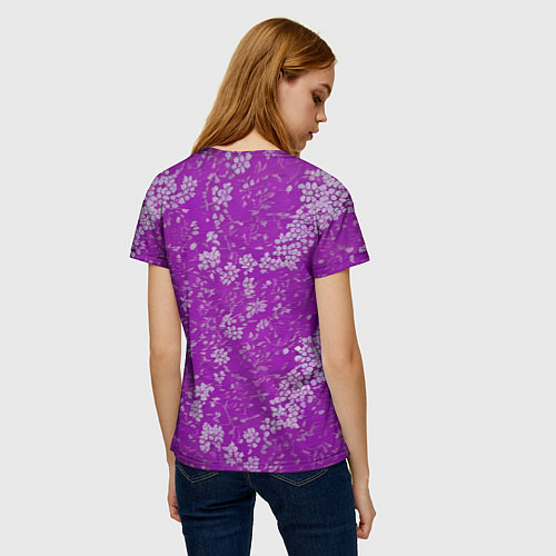 Женская футболка Белые лепестки на розовом фоне / 3D-принт – фото 4