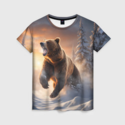 Женская футболка Бурый медведь в лесу
