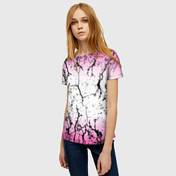 Футболка женская Текстура чёрных трещин на розовом переливе, цвет: 3D-принт — фото 2