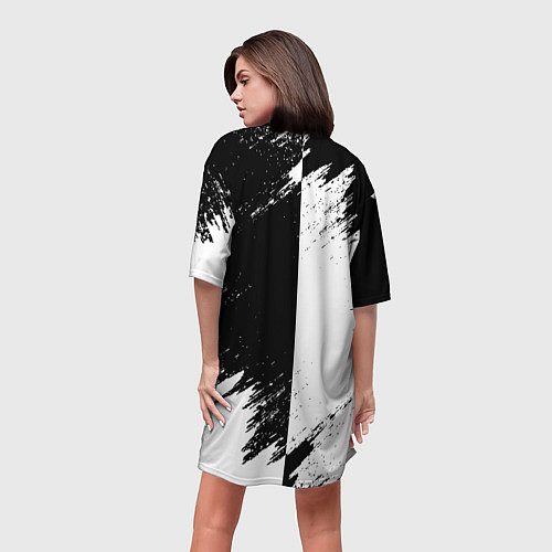 Женская длинная футболка ЧЁРНЫЙ КЛЕВЕР BLACK CLOVER / 3D-принт – фото 4