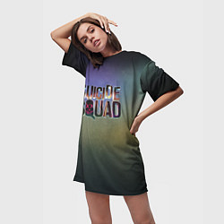 Футболка женская длинная SUICIDE SQUAD 2016 лого металл, цвет: 3D-принт — фото 2