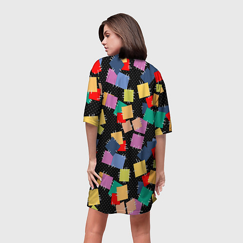 Женская длинная футболка Заплатки на черном фоне / 3D-принт – фото 4