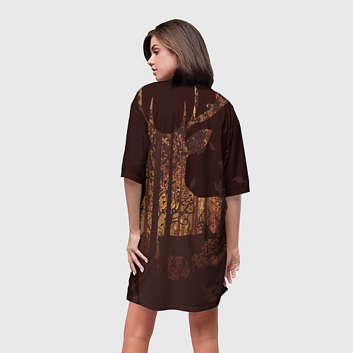 Женская длинная футболка Силуэт оленя с осенним лесом / 3D-принт – фото 4