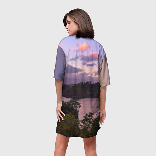 Женская длинная футболка Пейзаж вечерней реки и леса / 3D-принт – фото 4