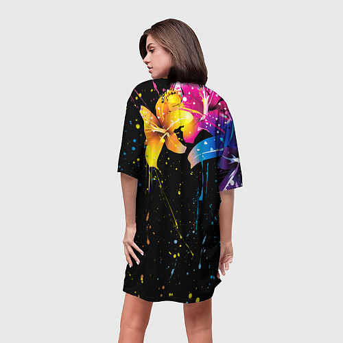 Женская длинная футболка Цветные лилии / 3D-принт – фото 4