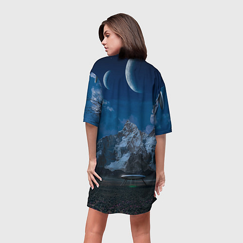 Женская длинная футболка Ночные горы в природе и небо с нло / 3D-принт – фото 4